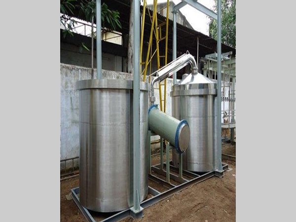 Geranium Oil Extraction & Distillation Plant Manufacturers in India | Vincitore Edutechnologies Pvt. Ltd.